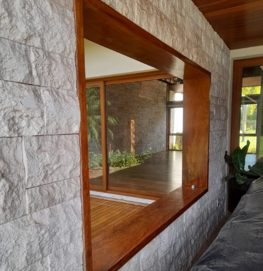 Serviços de qualidade em pisos de madeira